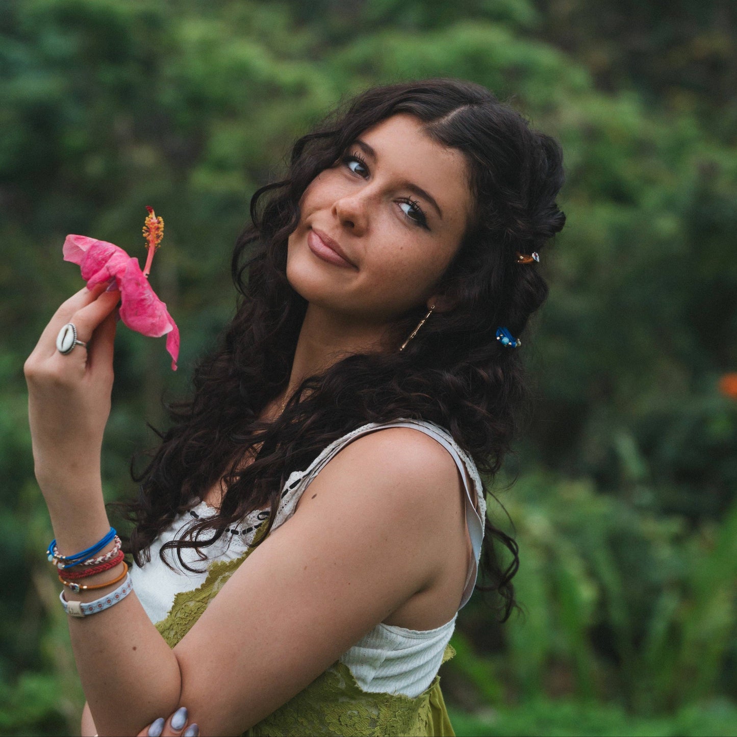 K'lani hair tie bracelets - "Dolce Vita" Floral Glass Beads with Gold Accents Hair Tie Bracelets
