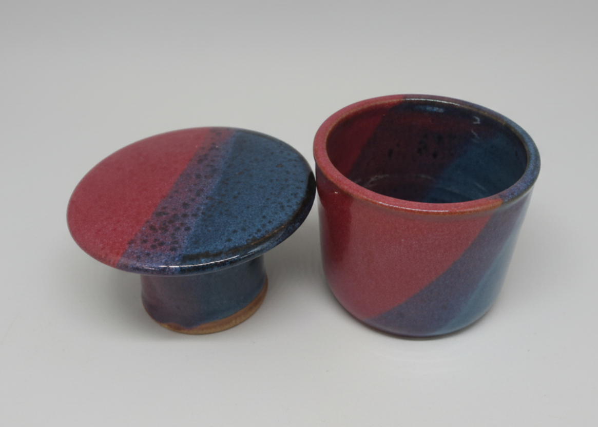 Pottery butter bell 