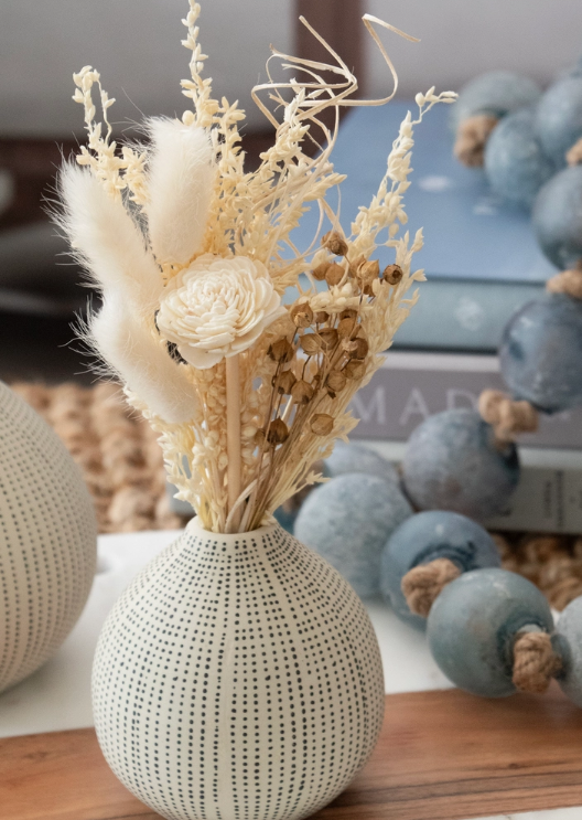 Dried flower bundle Ivory wildflowers.  Mini bouquet arrangement Wildflowers soft neutral colors