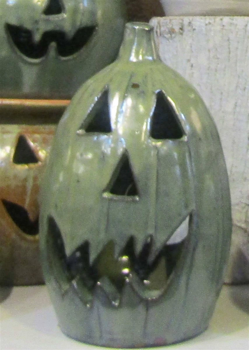 Jack O Lantern with happy cut out face for candle, electric or battery lights. For Indoors or outdoors. Fall, Thanksgiving, Halloween.