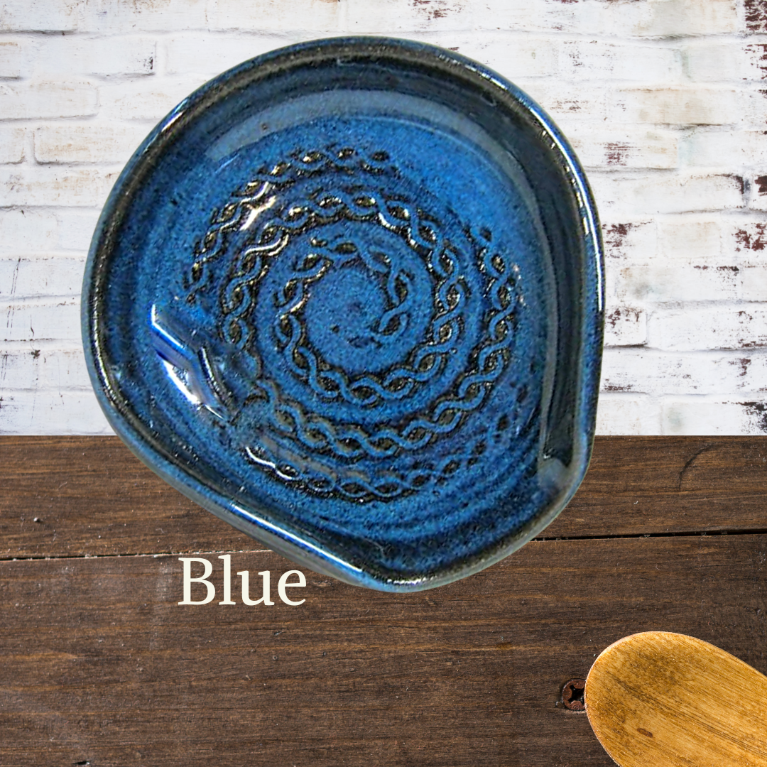 Spoon rest for stove with scroll design pottery for ladles spatulas by the oven ceramic